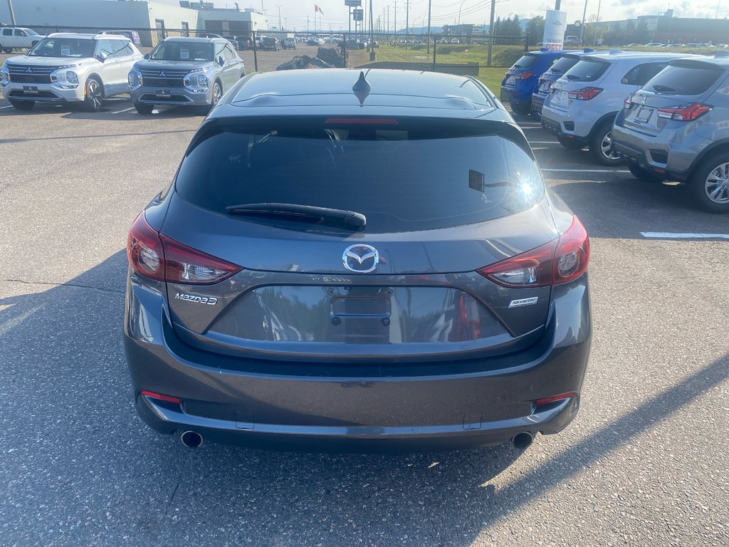 2018 Mazda Mazda3 Sport GT in Thunder Bay, Ontario - 5 - w1024h768px