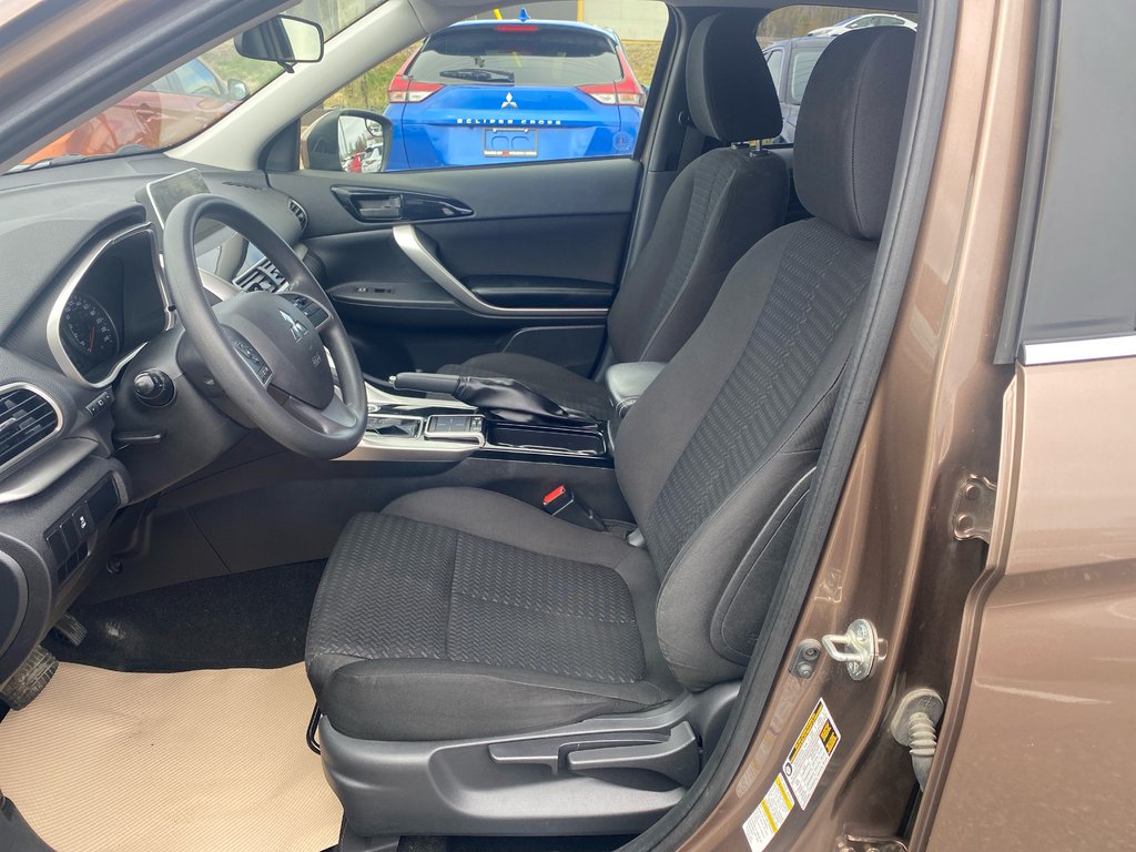 2020 Mitsubishi Eclipse Cross ES in Thunder Bay, Ontario - 7 - w1024h768px