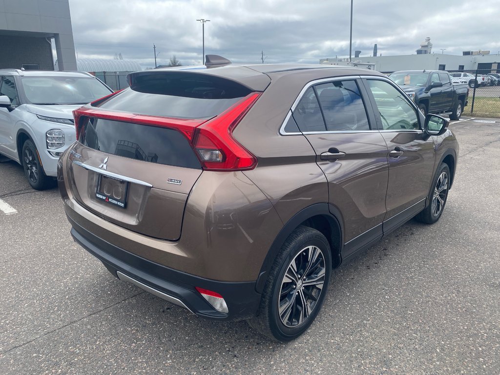 2020 Mitsubishi Eclipse Cross ES in Thunder Bay, Ontario - 4 - w1024h768px