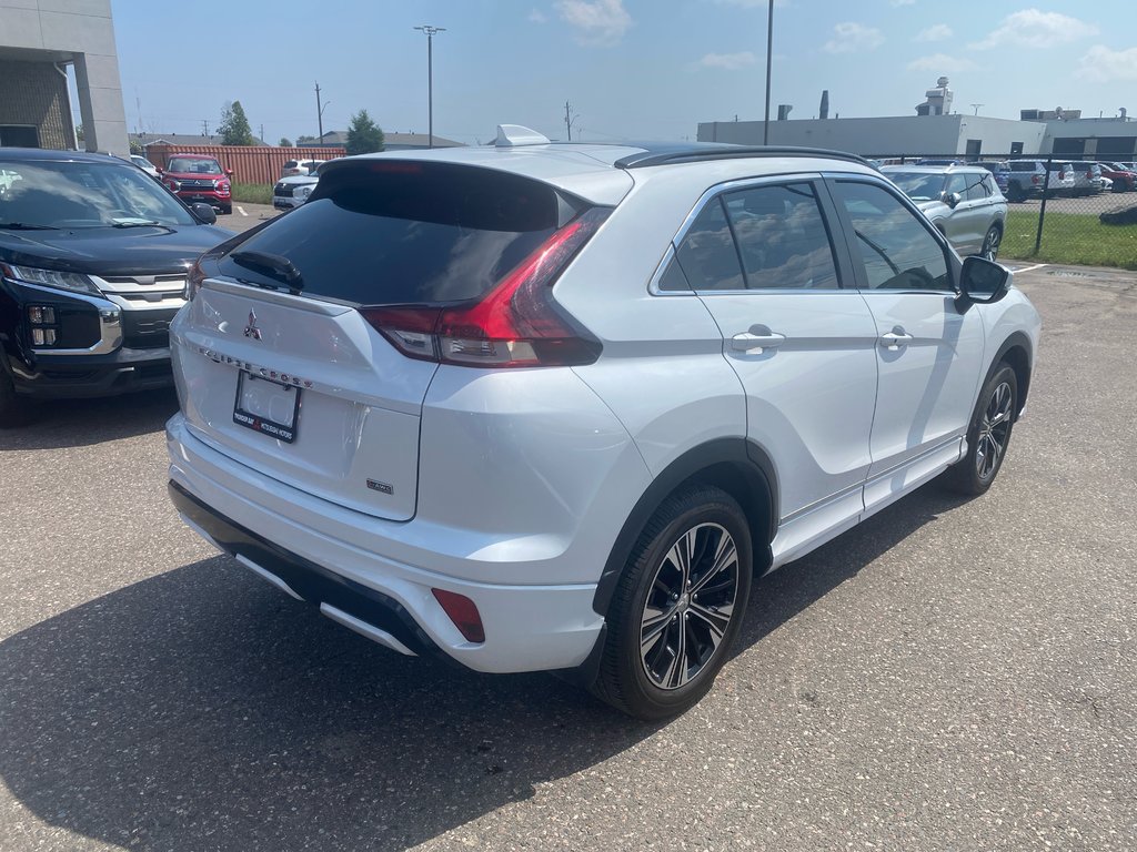 2022 Mitsubishi ECLIPSE CROSS GT in Thunder Bay, Ontario - 4 - w1024h768px