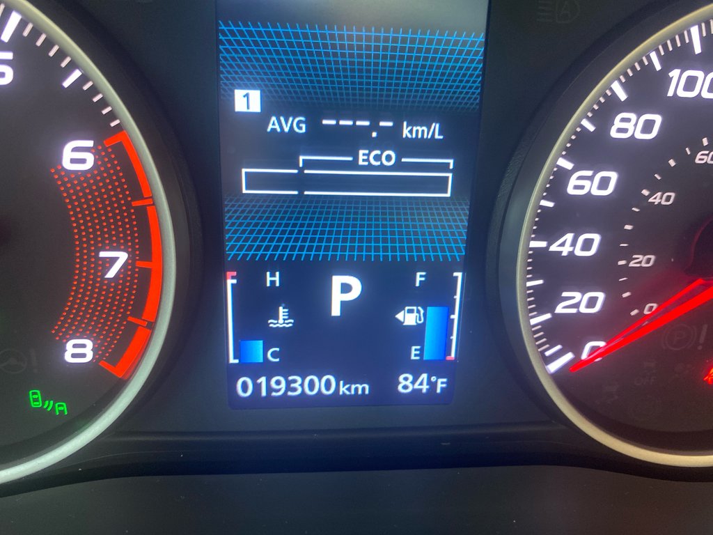2022 Mitsubishi ECLIPSE CROSS GT in Thunder Bay, Ontario - 10 - w1024h768px