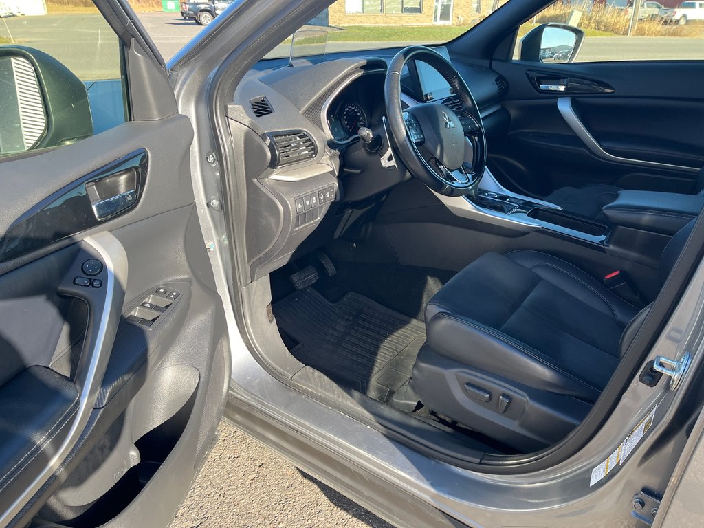 2023 Mitsubishi Eclipse Cross in Thunder Bay, Ontario - 11 - w1024h768px