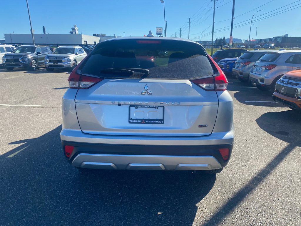2024 Mitsubishi Eclipse Cross SE in Thunder Bay, Ontario - 5 - w1024h768px