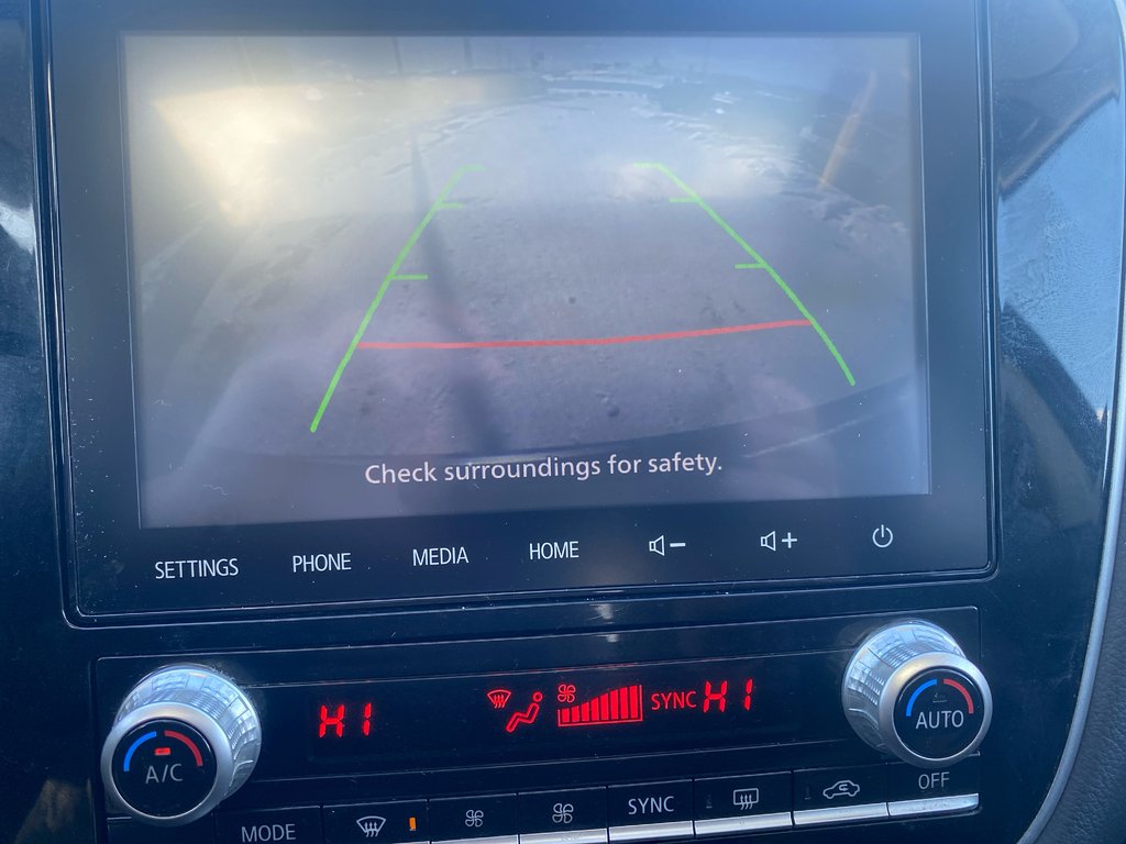 2020 Mitsubishi Outlander PHEV LE in Thunder Bay, Ontario - 11 - w1024h768px