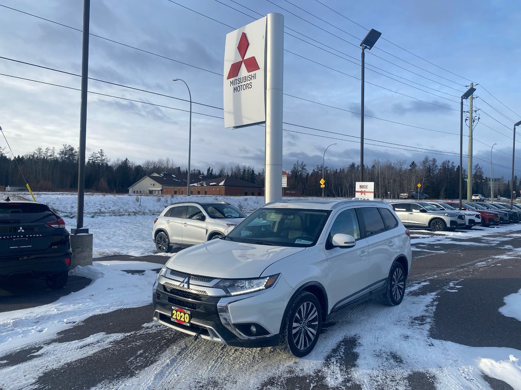 2020 Mitsubishi Outlander EX in Thunder Bay, Ontario - 1 - w1024h768px