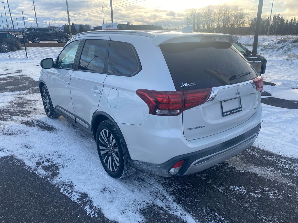 2020 Mitsubishi Outlander EX in Thunder Bay, Ontario - 6 - w1024h768px
