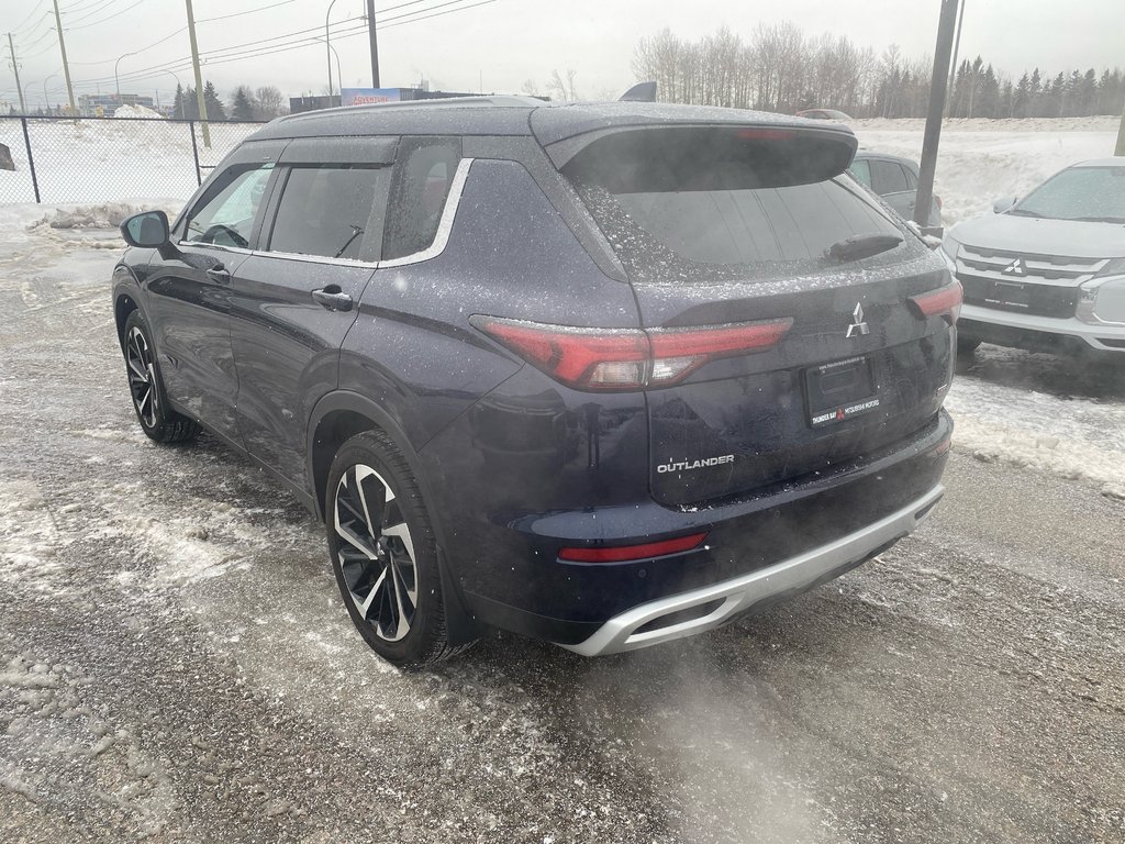 2022 Mitsubishi Outlander LE PREMIUM in Thunder Bay, Ontario - 6 - w1024h768px