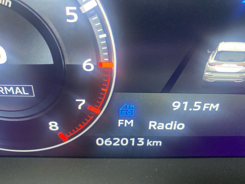2022 Mitsubishi Outlander GT PREMIUM in Thunder Bay, Ontario - 8 - w1024h768px