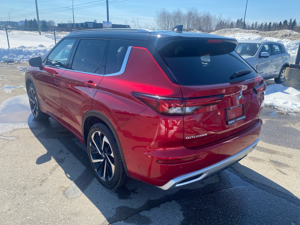 2023 Mitsubishi Outlander GT in Thunder Bay, Ontario - 5 - w1024h768px