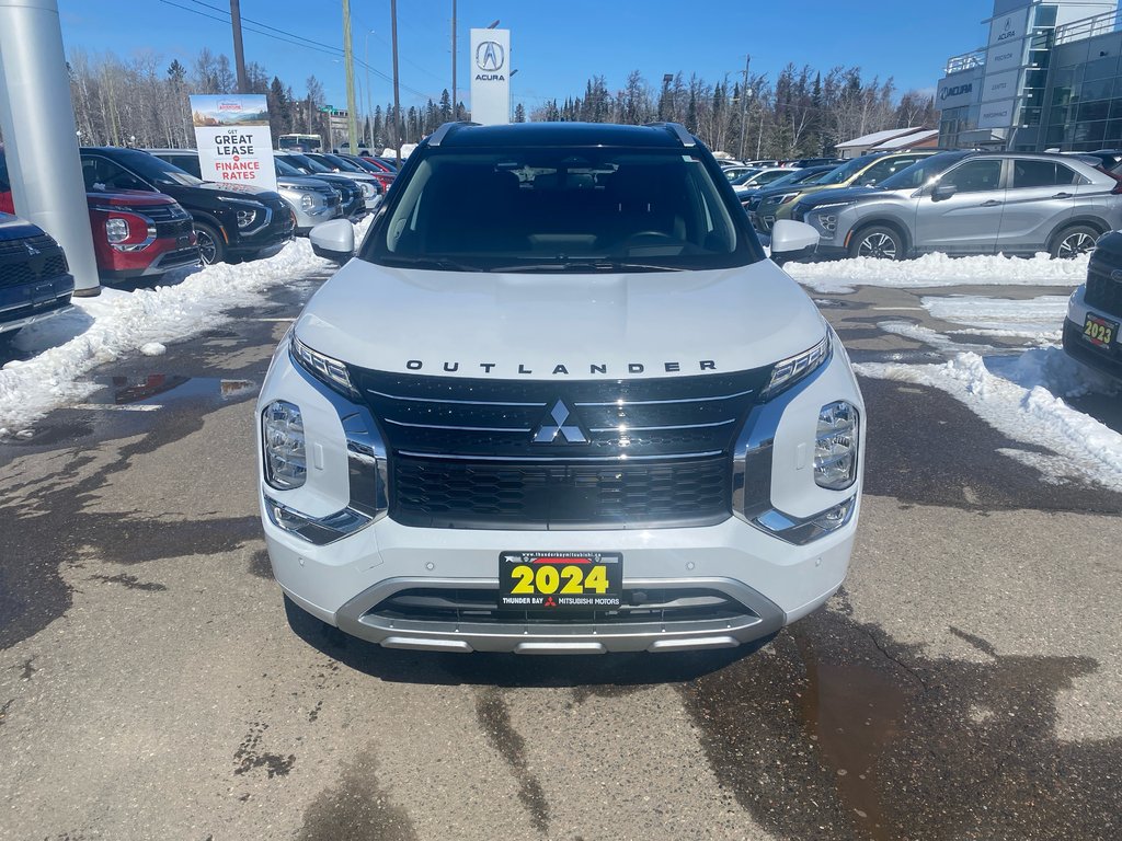 2024 Mitsubishi Outlander GT in Thunder Bay, Ontario - 2 - w1024h768px