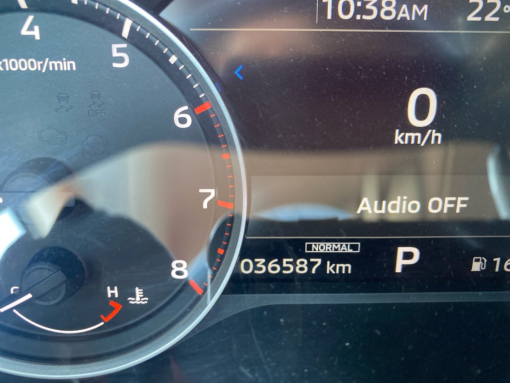 2024 Mitsubishi Outlander SE in Thunder Bay, Ontario - 11 - w1024h768px