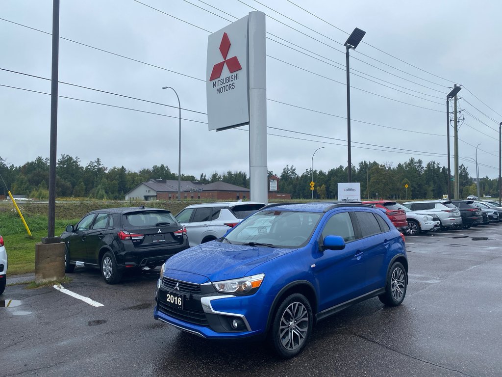 2016 Mitsubishi RVR SE LTD in Thunder Bay, Ontario - 1 - w1024h768px