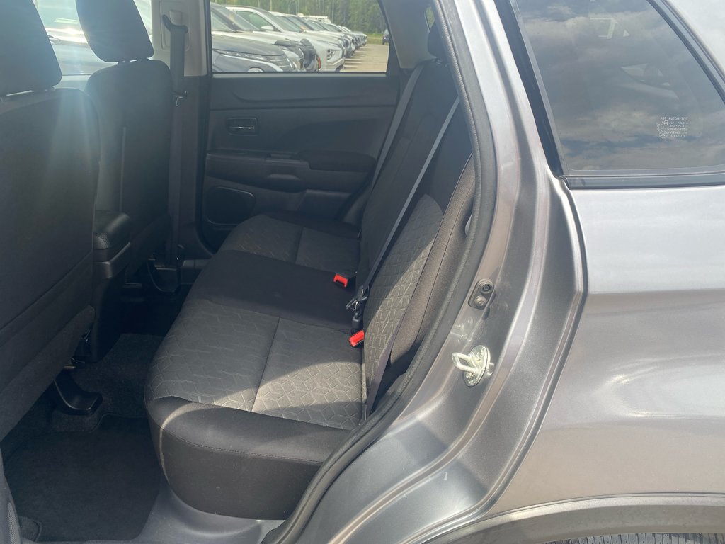 2021 Mitsubishi RVR SE in Thunder Bay, Ontario - 8 - w1024h768px