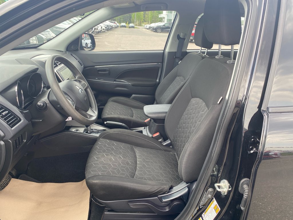 2022 Mitsubishi RVR ES in Thunder Bay, Ontario - 11 - w1024h768px