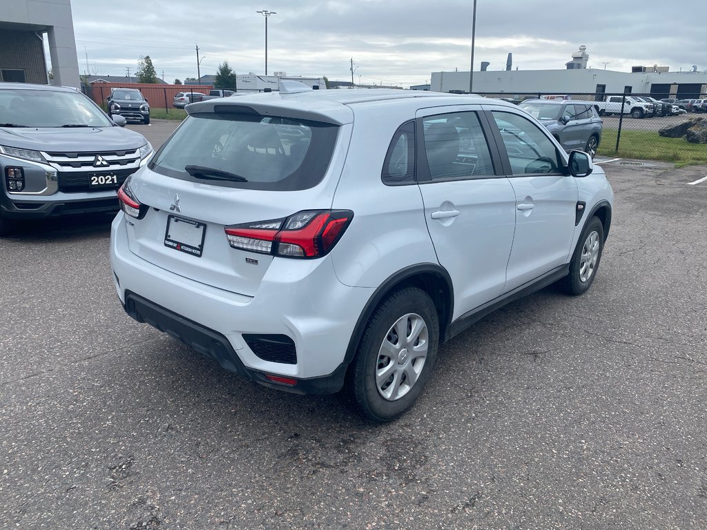 2023 Mitsubishi RVR ES in Thunder Bay, Ontario - 4 - w1024h768px