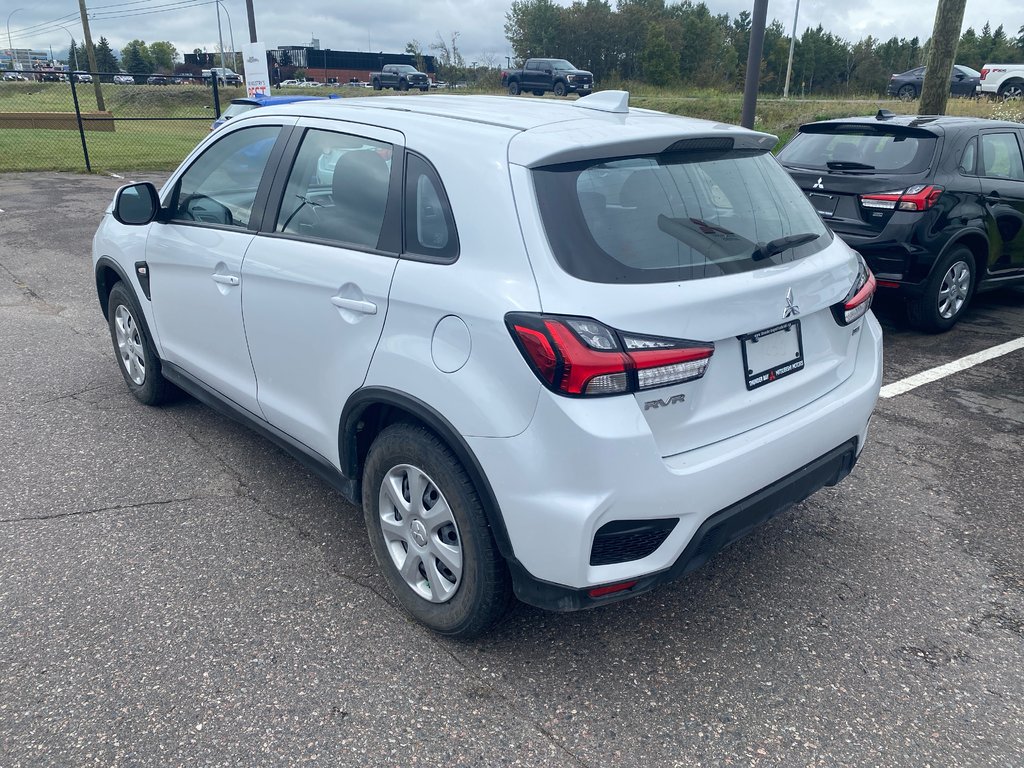 2023 Mitsubishi RVR ES in Thunder Bay, Ontario - 12 - w1024h768px
