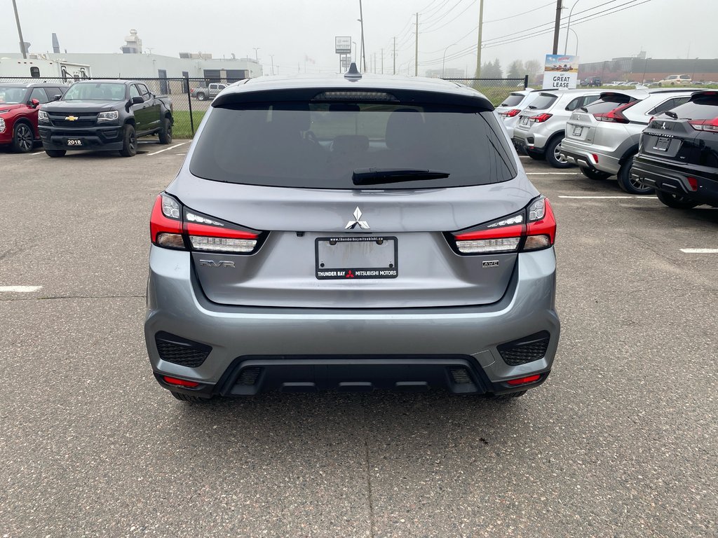 2023 Mitsubishi RVR SE in Thunder Bay, Ontario - 5 - w1024h768px