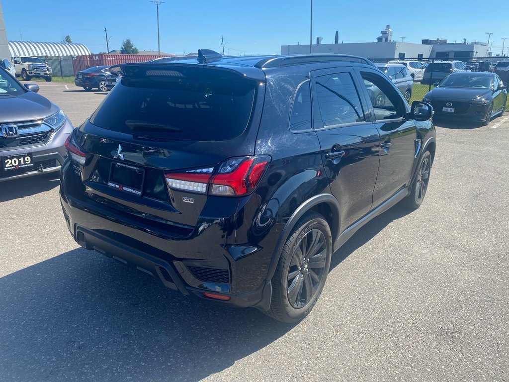 2023 Mitsubishi RVR LE in Thunder Bay, Ontario - 4 - w1024h768px