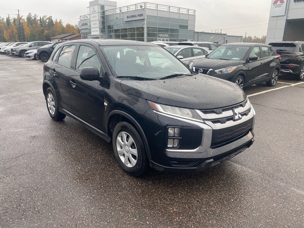 2024 Mitsubishi RVR ES 4X4 in Thunder Bay, Ontario - 3 - w1024h768px