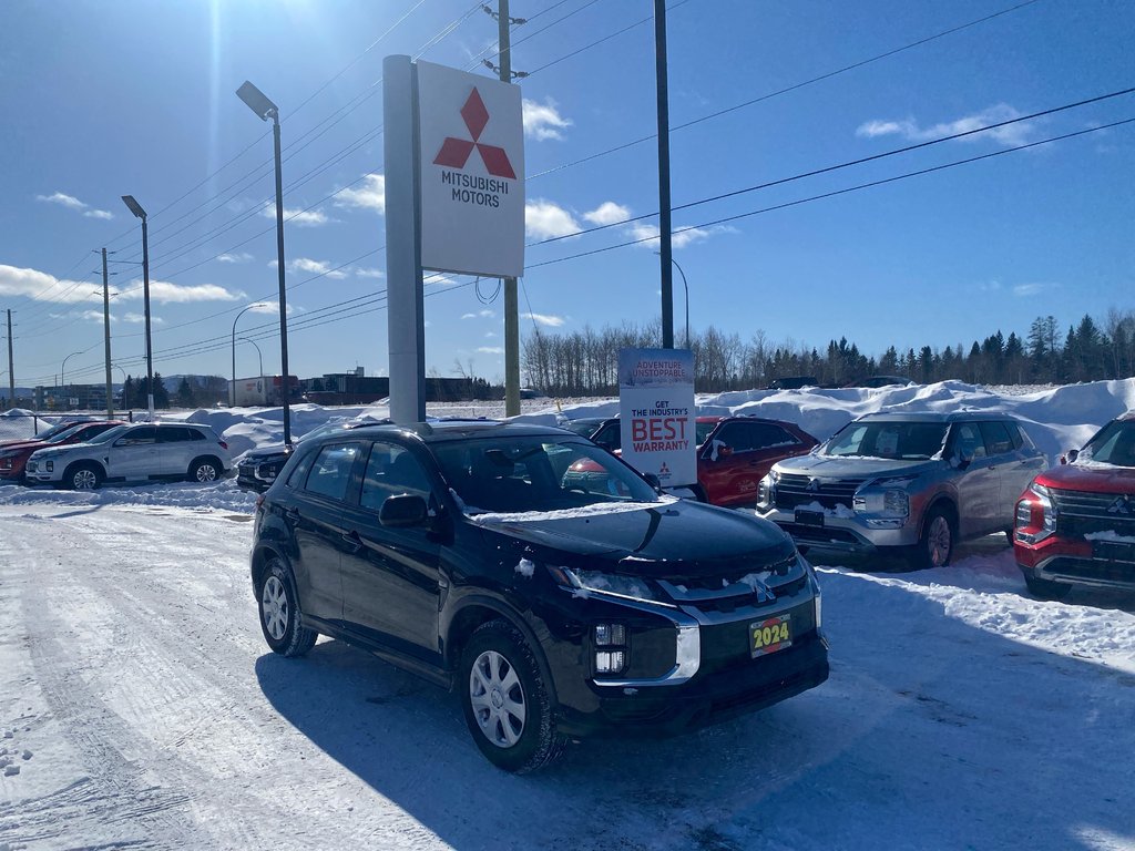 2024 Mitsubishi RVR ES 4X4 in Thunder Bay, Ontario - 1 - w1024h768px