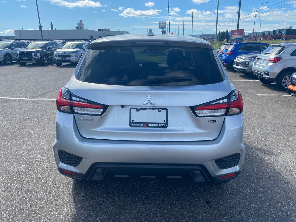 2025 Mitsubishi RVR SE 4X4 in Thunder Bay, Ontario - 5 - w1024h768px