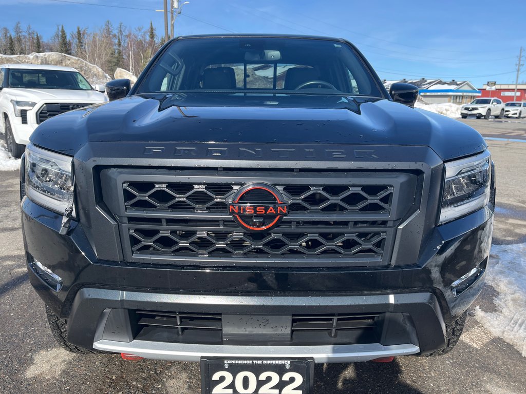 2022 Nissan Frontier in Thunder Bay, Ontario - 2 - w1024h768px