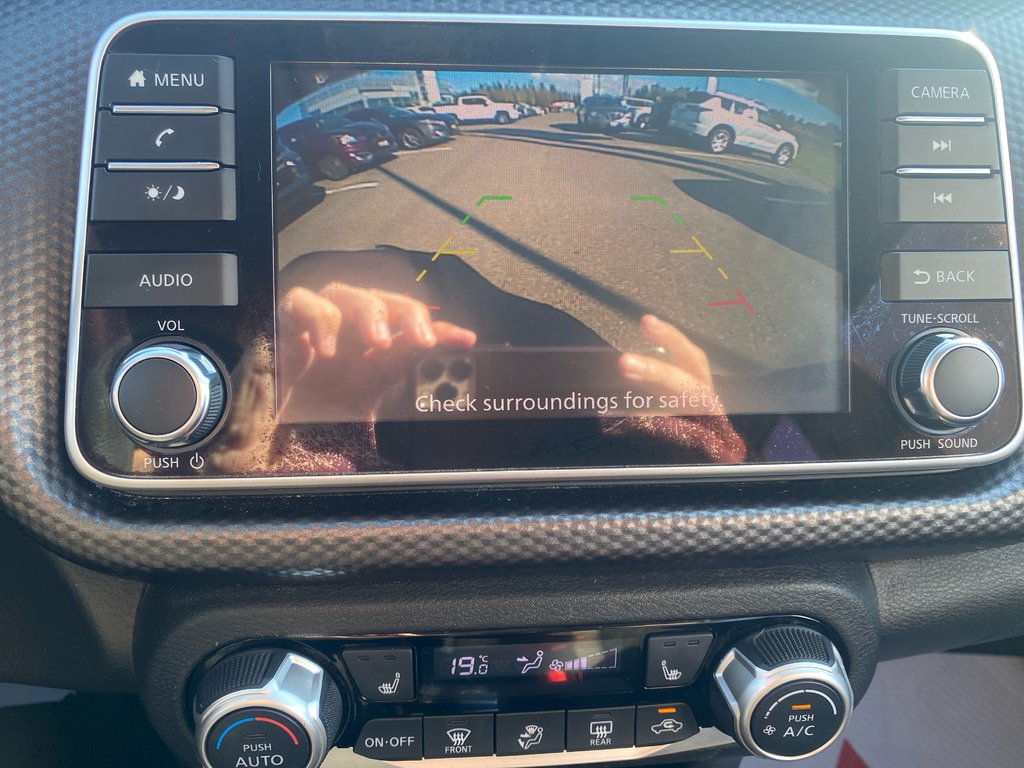 2020 Nissan Kicks SV in Thunder Bay, Ontario - 10 - w1024h768px