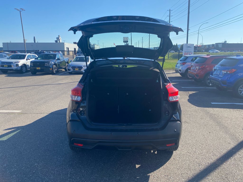 2020 Nissan Kicks SV in Thunder Bay, Ontario - 7 - w1024h768px