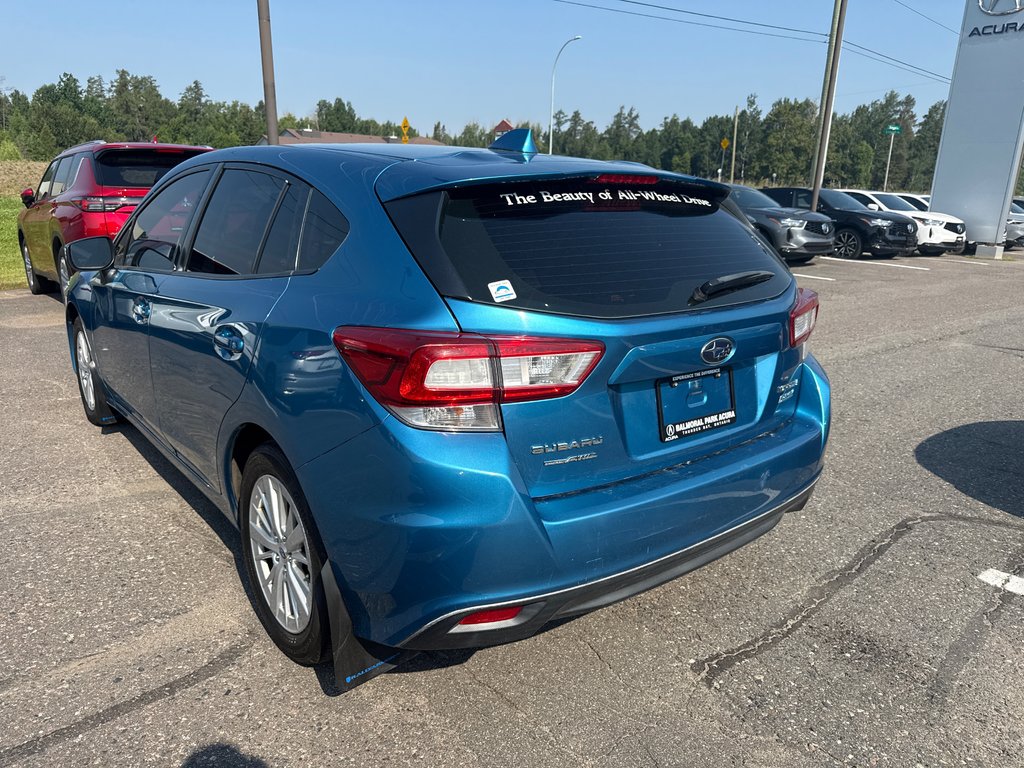 2017 Subaru Impreza Touring in Thunder Bay, Ontario - 3 - w1024h768px