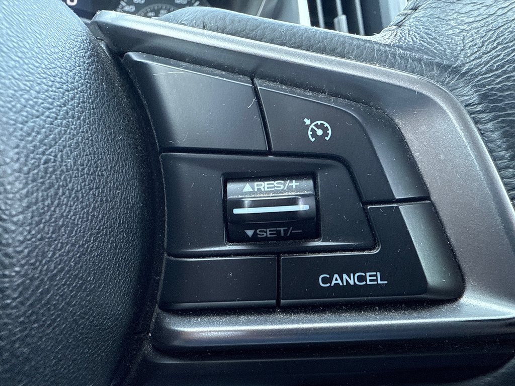 2017 Subaru Impreza Touring in Thunder Bay, Ontario - 16 - w1024h768px
