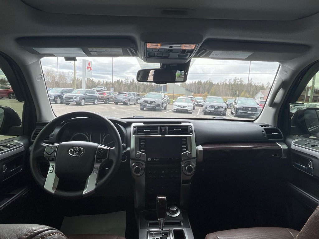 2021 Toyota 4Runner in Thunder Bay, Ontario - 11 - w1024h768px