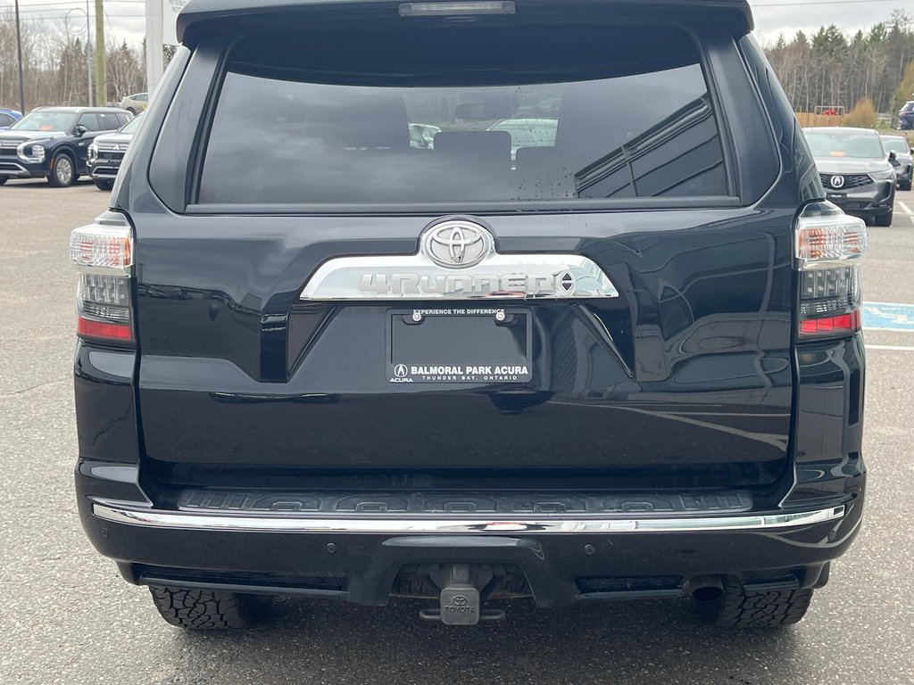 2021 Toyota 4Runner in Thunder Bay, Ontario - 6 - w1024h768px