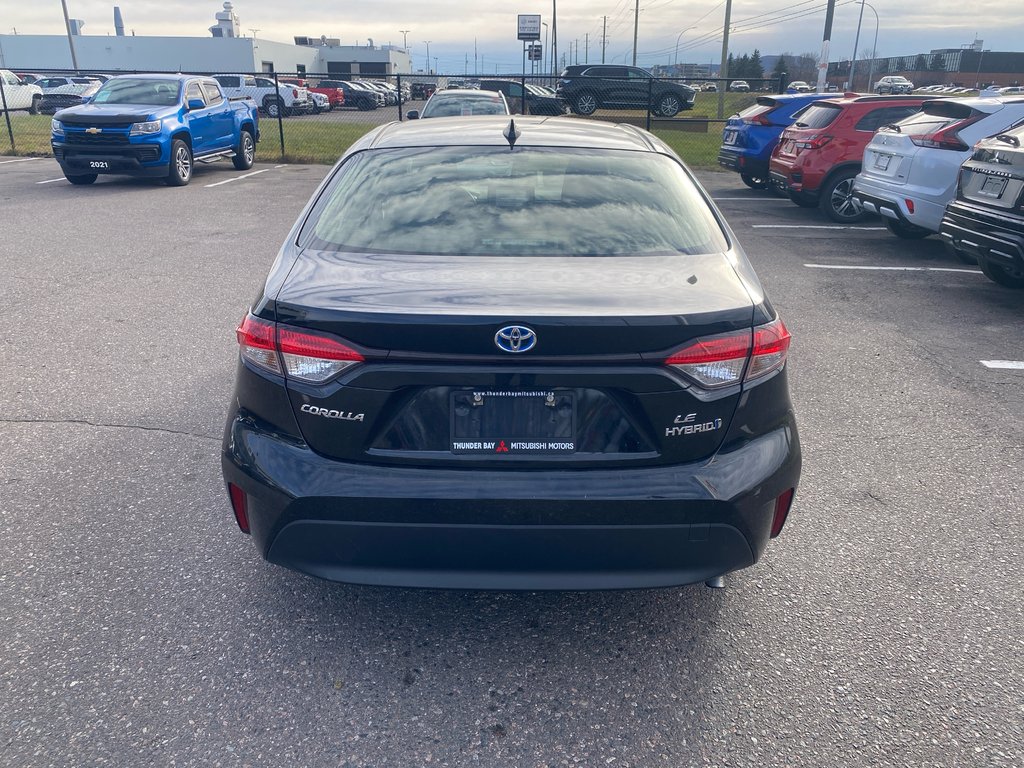 2024 Toyota Corolla Hybrid LE in Thunder Bay, Ontario - 4 - w1024h768px