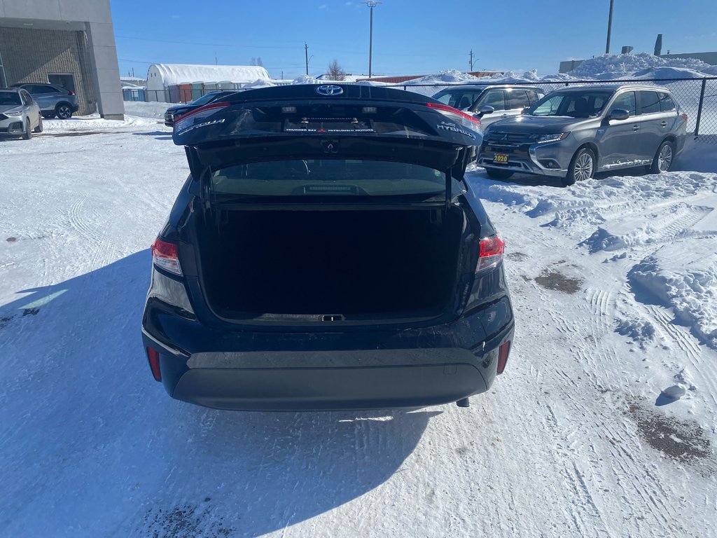 2024 Toyota Corolla Hybrid LE in Thunder Bay, Ontario - 9 - w1024h768px