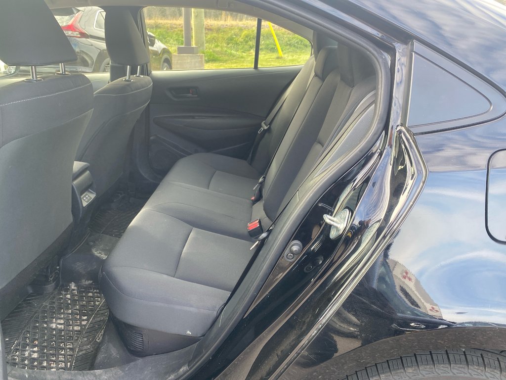 2024 Toyota Corolla Hybrid LE in Thunder Bay, Ontario - 7 - w1024h768px