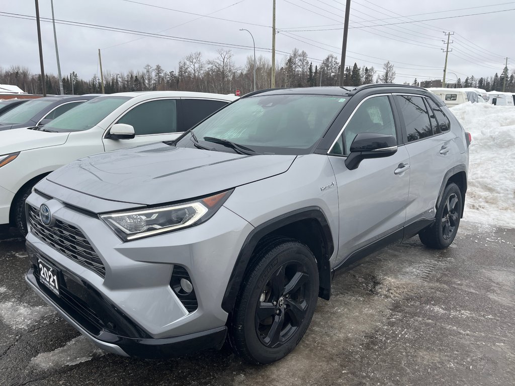 2021 Toyota RAV4 XSE Hybrid in Thunder Bay, Ontario - 1 - w1024h768px
