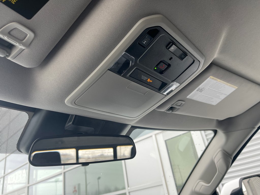 2022 Toyota Tundra SR5 TRD Sport in Thunder Bay, Ontario - 13 - w1024h768px