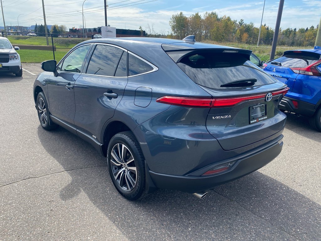 2021 Toyota Venza LE in Thunder Bay, Ontario - 6 - w1024h768px