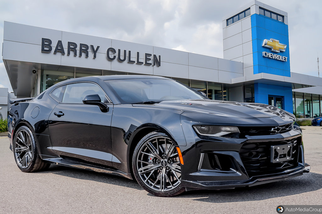 2020  Camaro ZL1 in Guelph, Ontario - 1 - w1024h768px