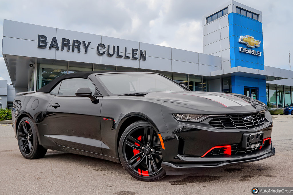 2023  Camaro 2LT in Guelph, Ontario - 1 - w1024h768px