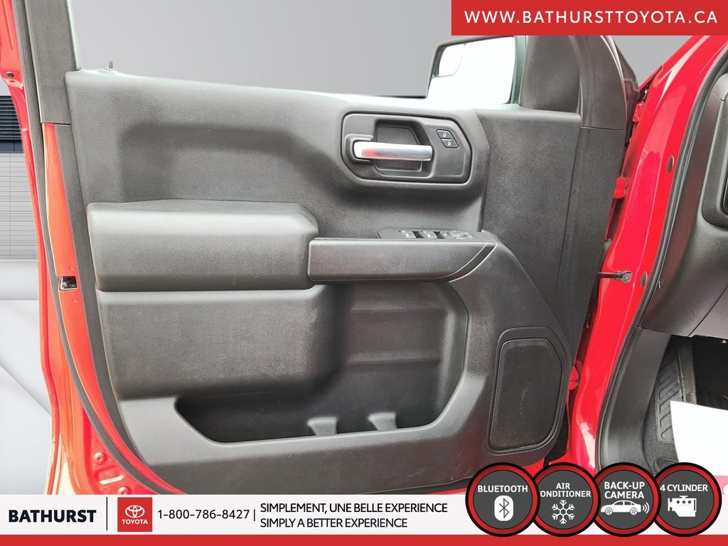 2020 Chevrolet Silverado 1500 Custom in Bathurst, New Brunswick - 11 - w1024h768px