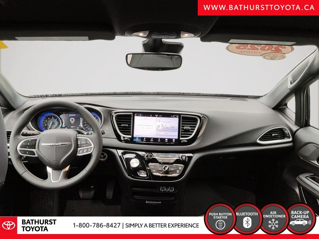 2025 Chrysler Grand Caravan SXT in Bathurst, New Brunswick - 10 - w1024h768px
