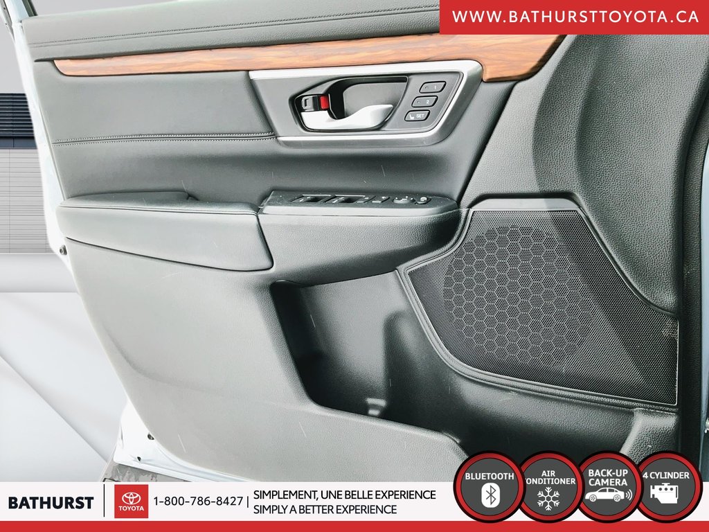 2022 Honda CR-V Touring in Bathurst, New Brunswick - 14 - w1024h768px