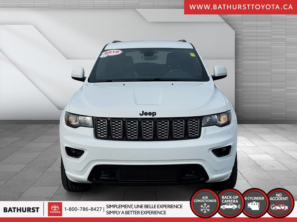 2019 Jeep Grand Cherokee ALTITUDE in Bathurst, New Brunswick - 2 - w1024h768px