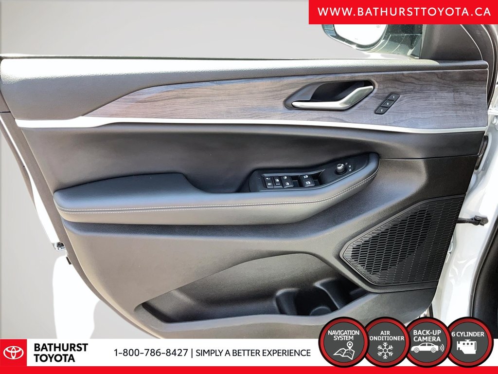 2024 Jeep Grand Cherokee Limited in Bathurst, New Brunswick - 11 - w1024h768px