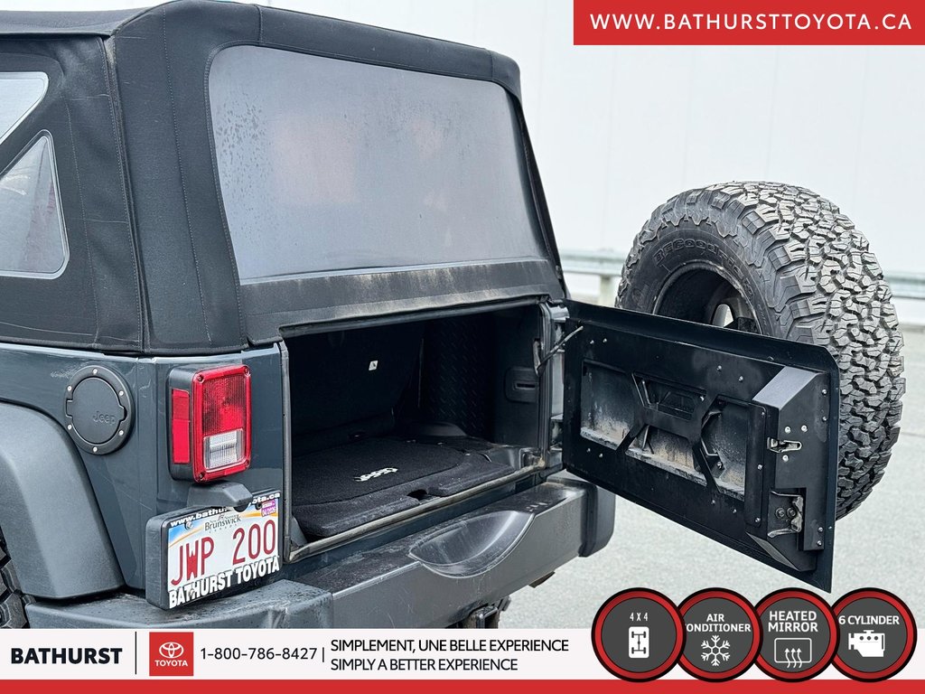 2017 Jeep Wrangler Big Bear in Bathurst, New Brunswick - 11 - w1024h768px