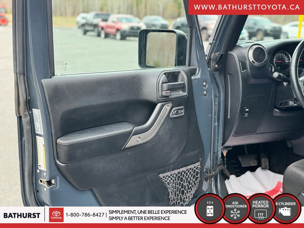 2017 Jeep Wrangler Big Bear in Bathurst, New Brunswick - 12 - w1024h768px