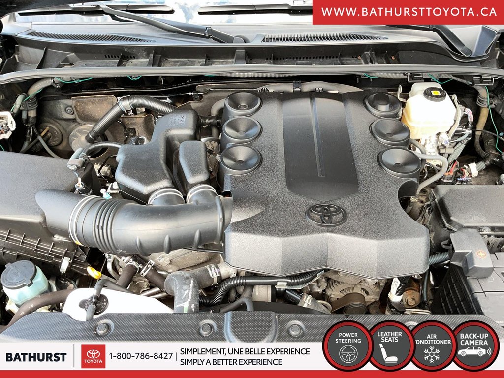 2017 Toyota 4Runner SR5 in Bathurst, New Brunswick - 7 - w1024h768px