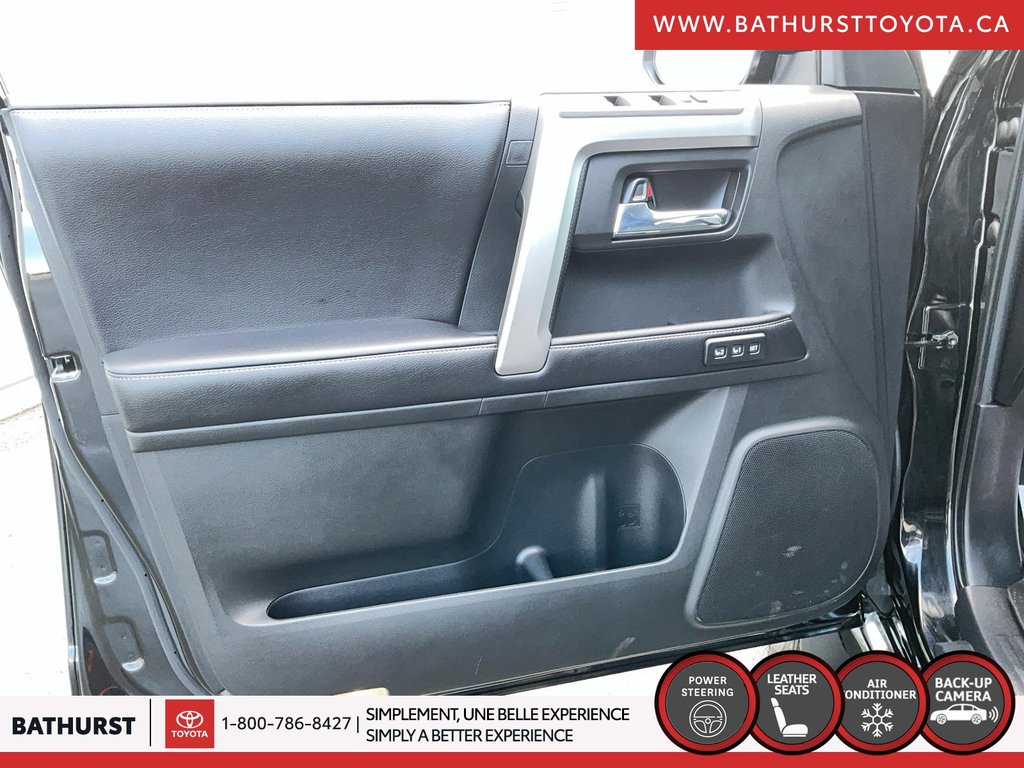2017 Toyota 4Runner SR5 in Bathurst, New Brunswick - 10 - w1024h768px