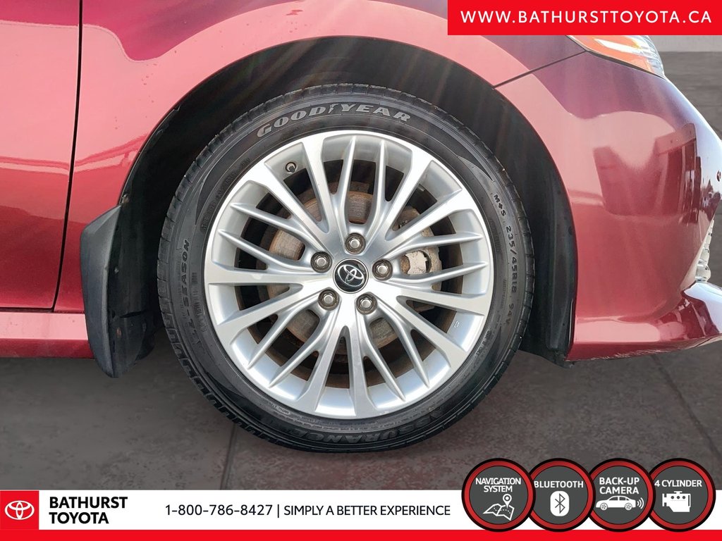 2018 Toyota Camry Hybrid XLE in Bathurst, New Brunswick - 7 - w1024h768px